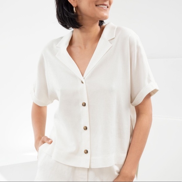 & Other Stories Tops - & Other Stories cropped white button down shirt